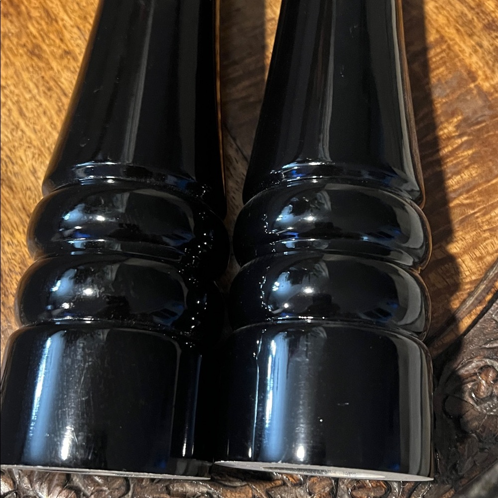 Elegant Black Salt Pepper Mill Set - Picture 9 of 16